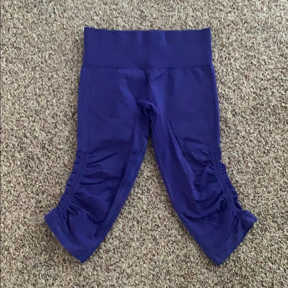 Lululemon ebb & flow Purple Leggings size 6